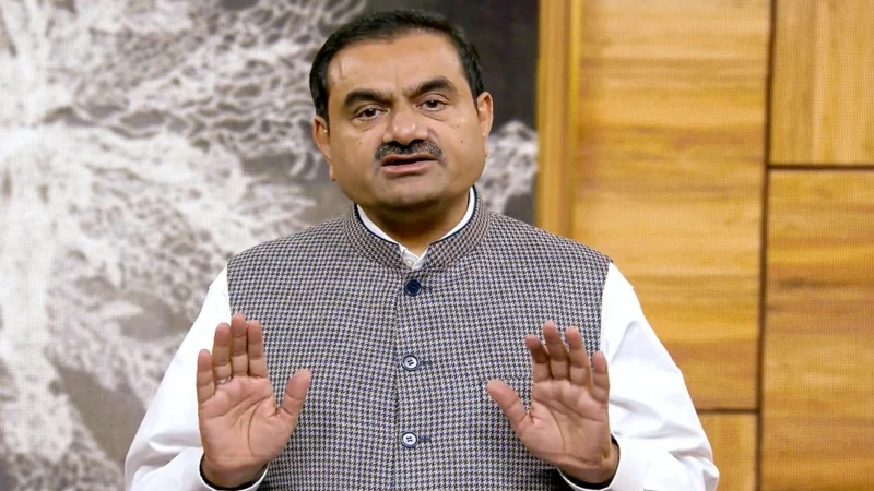 गौतम अडानी हुरुन की सूची में मुकेश अंबानी को पछाड़ने में सफल बनें