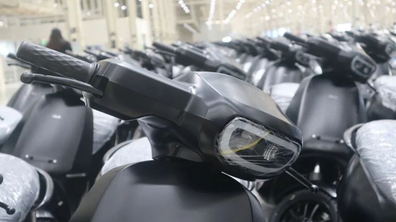 ओला इलेक्ट्रिक का शेयर २० प्रतिशत चढ़ा