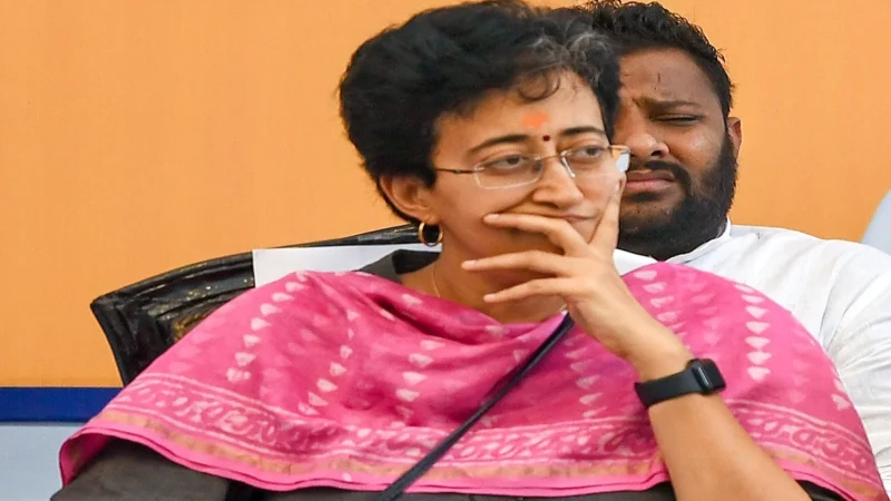 आतिशी के साथ ये पांच नेता लेंगे मंत्री पद की शपथ