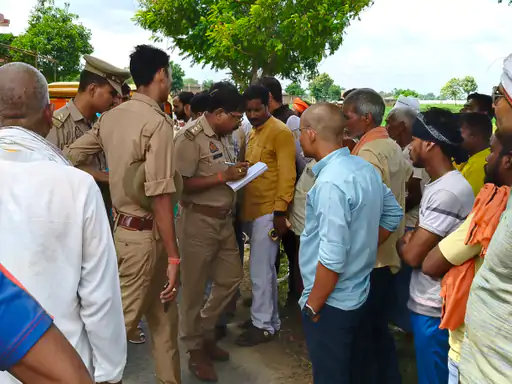 चौबेपुर में हाईटेंशन लाइन की चपेट में आकर श्रमिक मरा