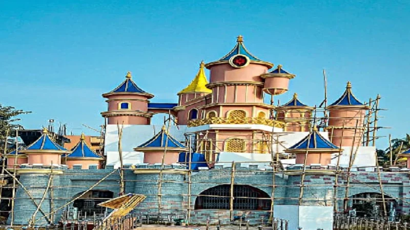 मीडिया फर्म ने विभिन्न विभागों में कई कर्मचारियों को निकाला