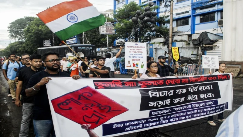 कोलकाता डॉक्टर्स स्ट्राइक खत्म विरोध जारी रखने का ऐलान