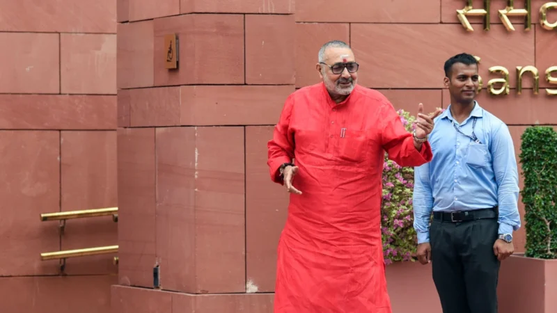 तिरुपति लड्डू विवाद: केंद्रीय मंत्री गिरिराज सिंह ने की सीबीआई जांच की मांग