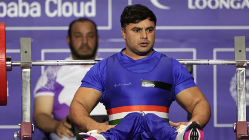 भारतीय पैरा पावरलिफ्टर अशोक छठे स्थान पर रहे
