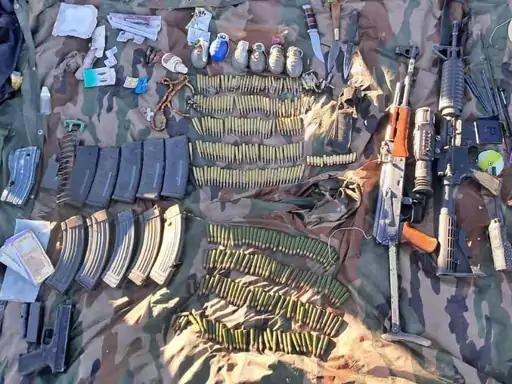 जम्मू कश्मीर में दो जगह मुठभेड़ बारामूला में तीन आतंकी ढेर