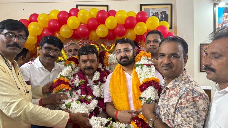 मंत्री रविंद्र जायसवाल का ५९वां जन्मदिवस पूरे हर्षोल्लास एवं धूमधाम से मनाया गया