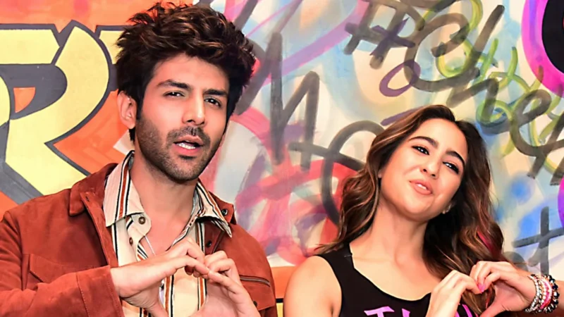 कार्तिक आर्यन और सारा अली खान का कॉल मी बे की स्क्रीनिंग के दौरान दोनों के बीच दिखी केमिस्ट्री