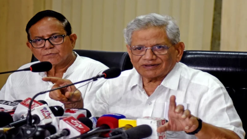 सीपीएम के महासचिव सीताराम येचुरी की हालत गंभीर