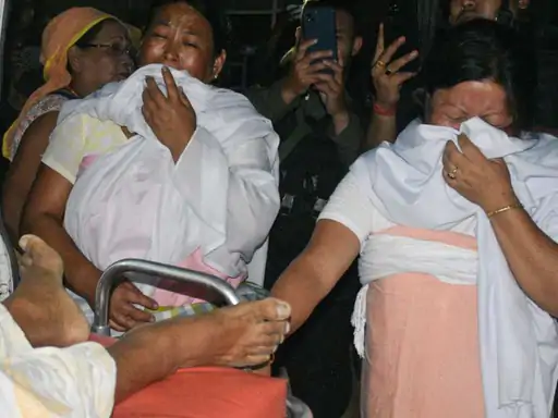 मणिपुर में फिर हिंसा भड़की जिरीबाम में 5 की मौत