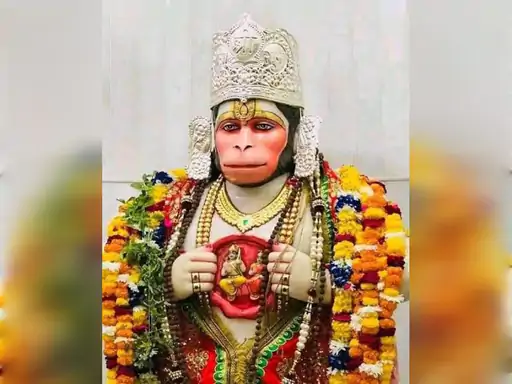 लखनऊ में हनुमान जयंती पर विशेष पूजन