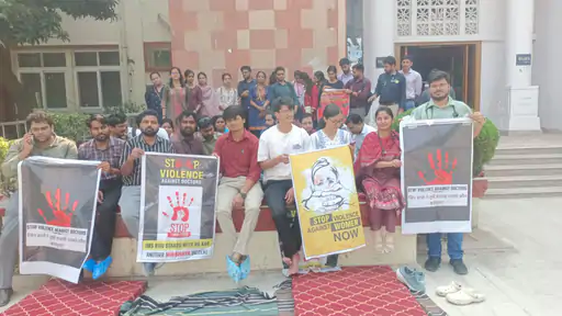 जूनियर रेजिडेंट के हड़ताल से बिगड़ी अस्पताल की व्यवस्था