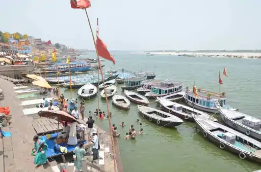 देव दीपावली के दिन गंगा में नहीं चलेंगी छोटी नावें