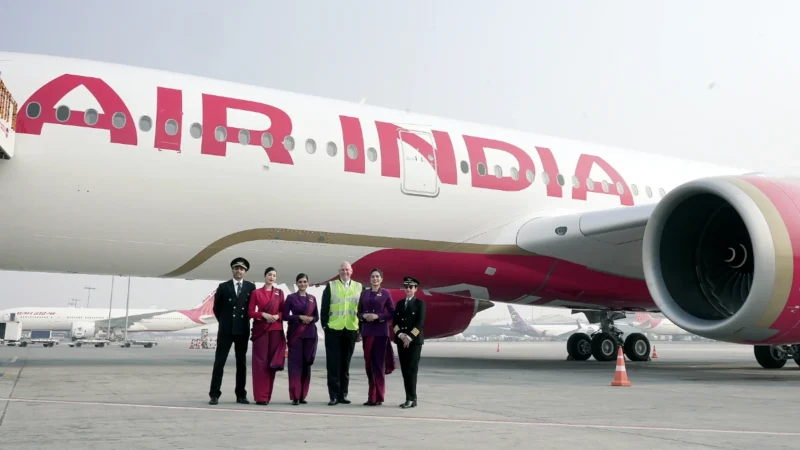 एटीएफ की कीमत में ६.३ प्रतिशत की कटौती एलपीजी की कीमत ४८.५ रुपये प्रति सिलेंडर बढ़ी