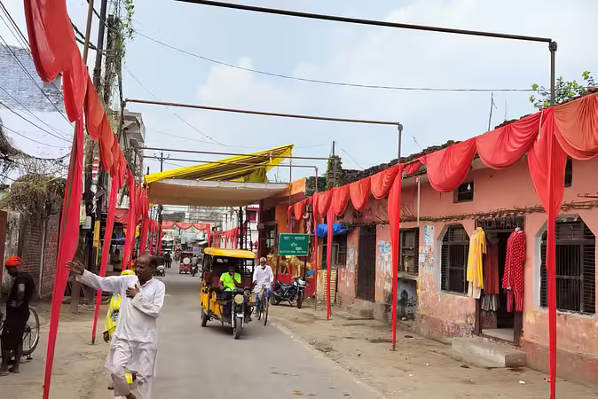 दुर्गा पूजा पंडाल की व्यवस्था को लेकर बिजली विभाग ने कसी कमर