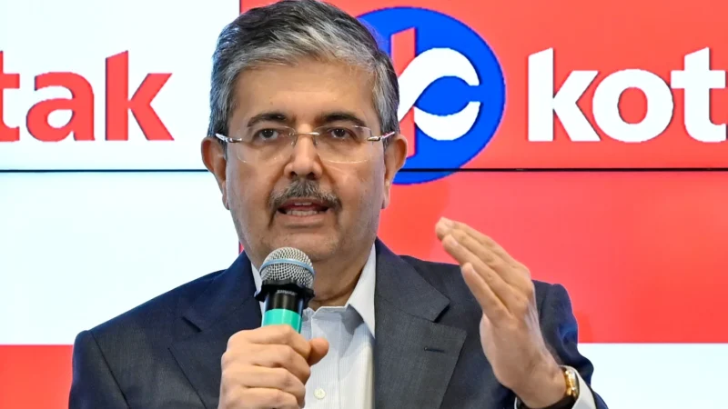 कोटक महिंद्रा बैंंक स्टैंडर्ड चार्टर्ड के 4100 करोड़ रुपये के ऋण कारोबार को खरीदेगा