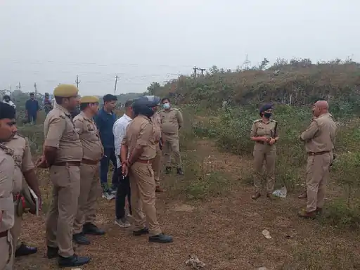 वाराणसी में ईट से सिर कुचलकर महिला की हत्या