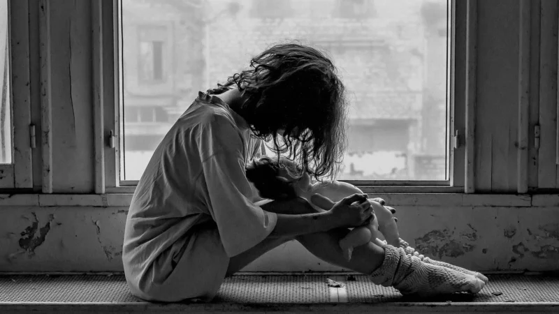 ठाणे में नाबालिग बेटी से दुष्कर्म