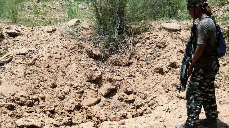 छत्तीसगढ़ में सुरक्षाबलों से मुठभेड़ में 28 नक्सली मारे गए