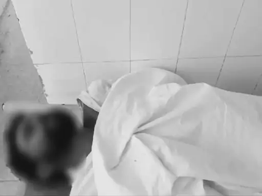 जिस सांप से खेल रहा था उसी ने काटा मौत