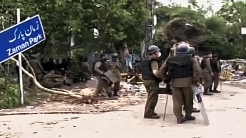 पाकिस्तान में दो अलग अलग घटनाओं में पोलियो टीकाकरण करने वालों पर हमला