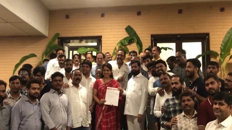 महाराष्ट्र चुनाव 2024 : शाइना एनसी को शिवसेना ने दिया टिकट