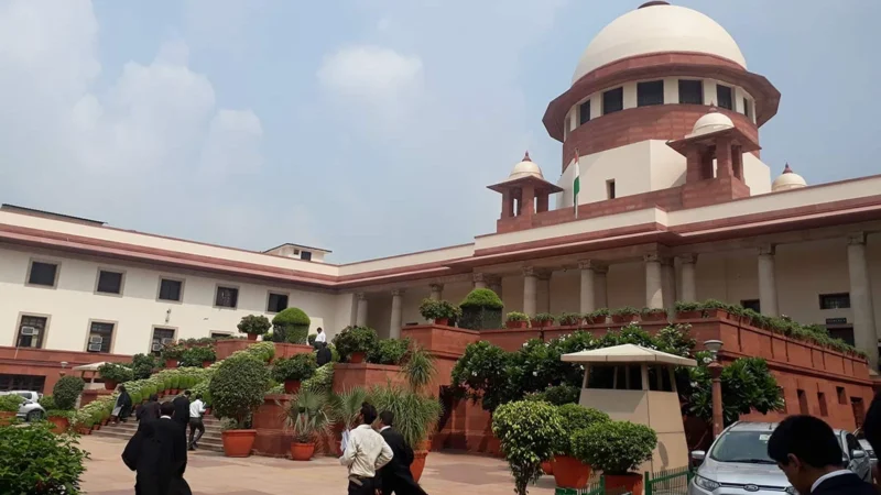 योगी सरकार को सुप्रीम झटका मदरसा छात्रों का सरकारी स्कूलों में दाखिले पर आदेश का रोक