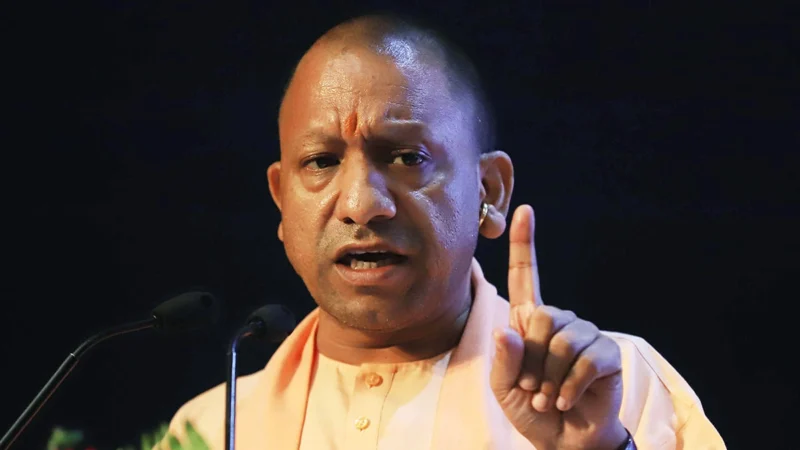 देवी-देवताओं महापुरुषों का अपमान मिलेगी सजाः योगी आदित्यनाथ