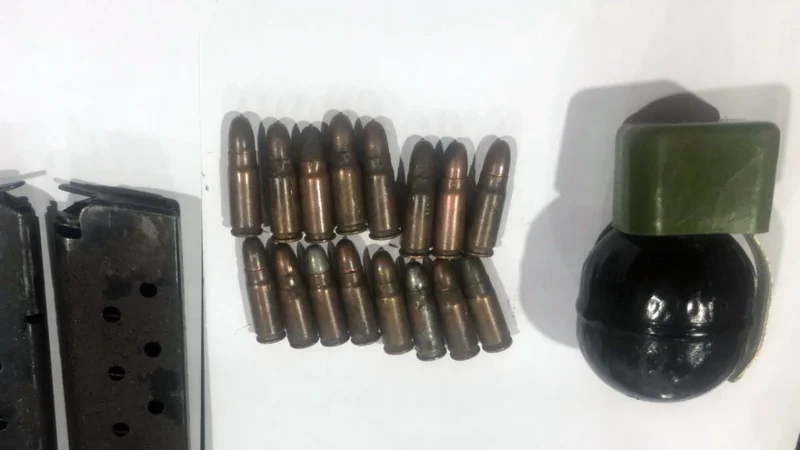 मणिपुर के जिरीबाम और चुराचांदपुर से हथियार एवं बारूद बरामद