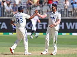 बुमराह टेस्ट के नंबर-1 गेंदबाज रैंकिंग में यशस्वी दूसरे पायदान पर