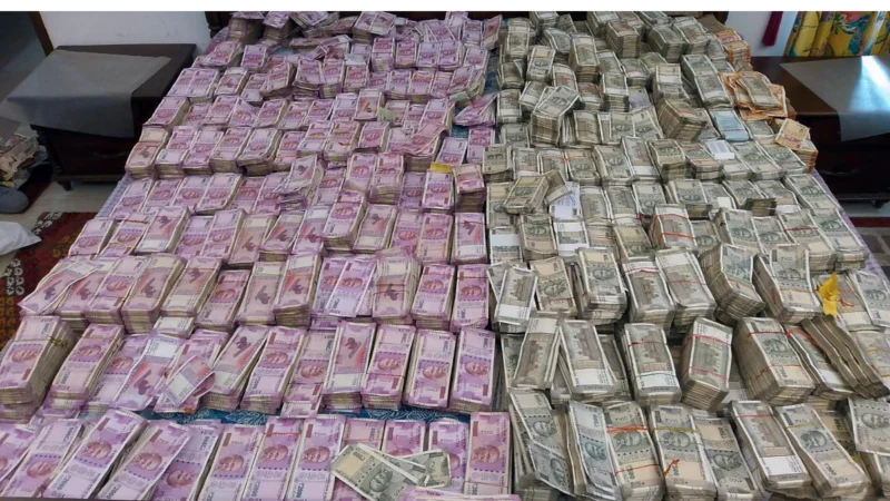 महाराष्ट्र : ठाणे में 3.7 करोड़ नकद जब्त