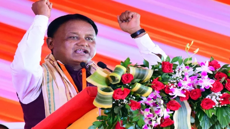 ओडिशा- मिनाती बेहरा को राज्य महिला आयोग के अध्यक्ष पद से हटाया