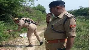 करहल में मतदान के दौरान बोरे में मिली युवती की लाश