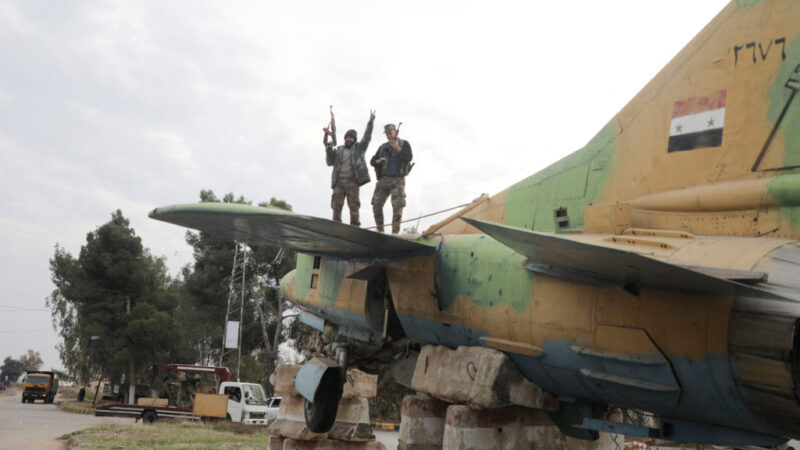 सीरिया पर विद्रोहियों का कब्जा, राष्ट्रपति बशर अल असद देश छोड़कर भागे