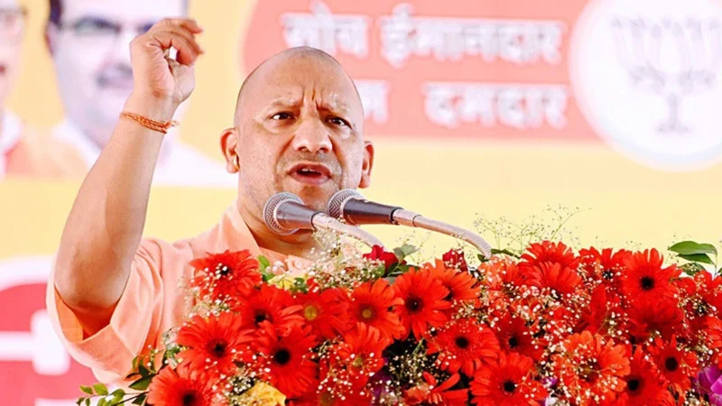 नदी के जलग्रहण क्षेत्रों में अवैध खनन बर्दाश्त नहीं : आदित्यनाथ