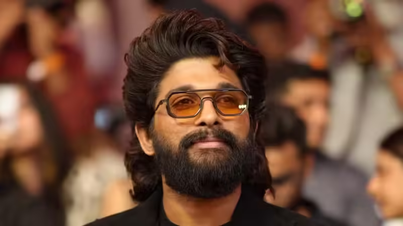 अल्लू अर्जुन पुलिस की हिरासत में