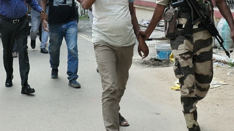 अवैध तरीके से रह रहीं ,बांग्लादेशी महिलाएं गिरफ्तार