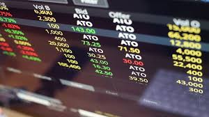 शेयर बाजार लुढ़का सेंसेक्स में 500 अंक की गिरावट, निफ्टी भी फिसला