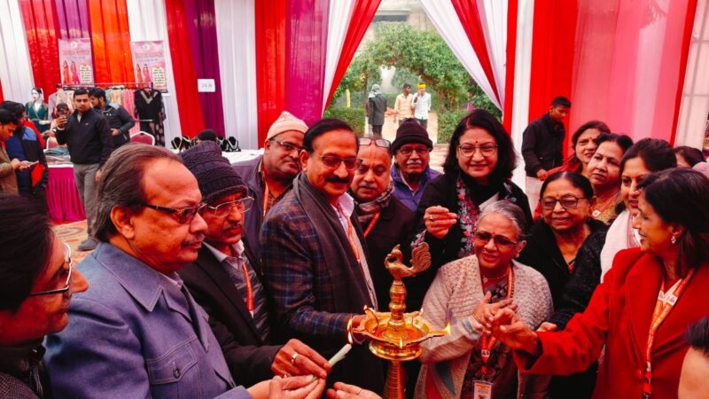 अग्रवाल महासभा के फैमिली फनफेस्ट मेले में वोकल फॉर लोकल उत्पादों के खरीदारों की रही भीड़