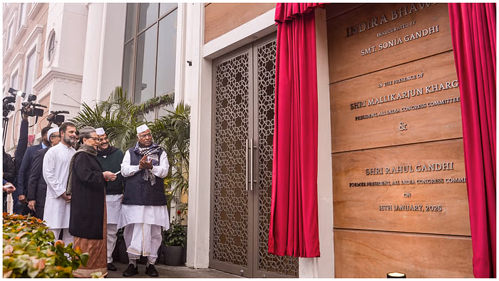 भागवत का बयान संविधान और स्वतंत्रता संग्राम का अपमान- राहुल गांधी