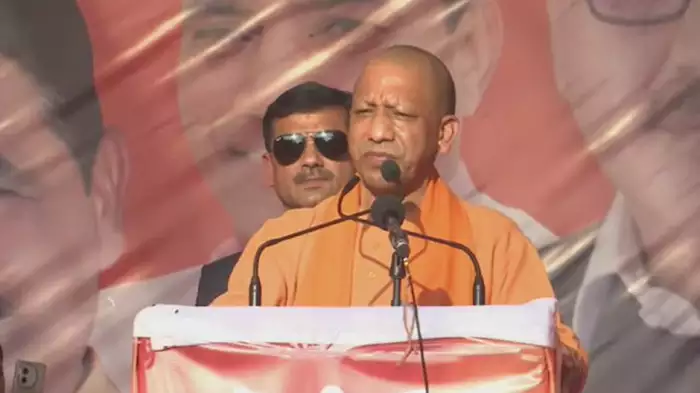 दिल्ली चुनाव में योगी की एंट्री, रोहिंग्याओं के मुद्दे पर ‘आप’ सरकार को घेरा