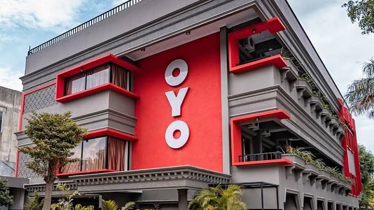OYO ने ‘चेक-इन’ नियमों में किया बदलाव, कपल्स के रुम लेने में अब आएगी परेशानी