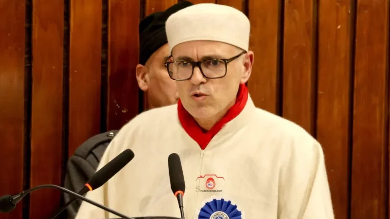 44 दिन में तीन परिवारों के 17 सदस्यों की मौत, जांच के लिए पहुंची केन्द्रीय टीम