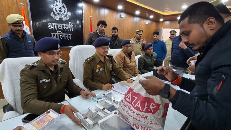 यू ट्यूब से सीखकर छापते थे 100-500 के नकली नोट