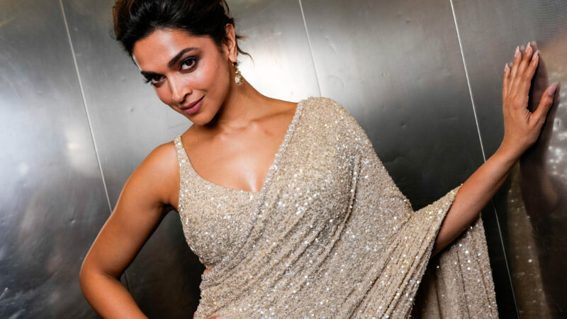 दीपिका पादुकोण अभी भी बॉलीवुड की क्वीन नं. 1