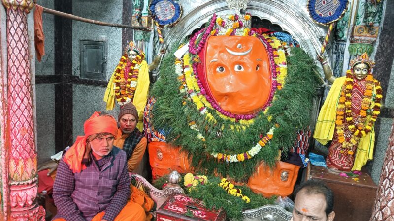 कर्ज से मुक्ति के लिए करें यह खास उपाय