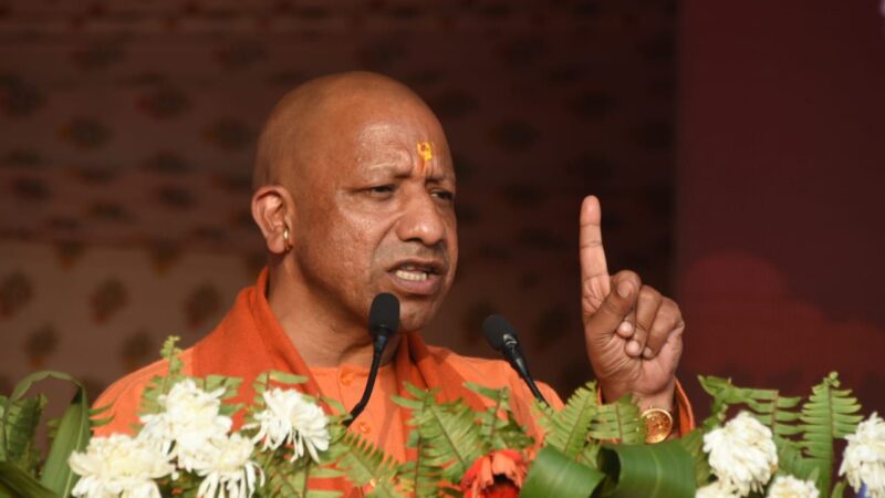 देश को जोड़ने का काम कभी शंकराचार्य ने किया था, आज पीएम मोदी कर रहे हैं- सीएम योगी: तमिल संगमम उद्घाटित