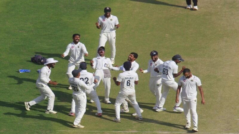 केरल की टीम पहली बार रणजी ट्रॉफी के फाइनल में