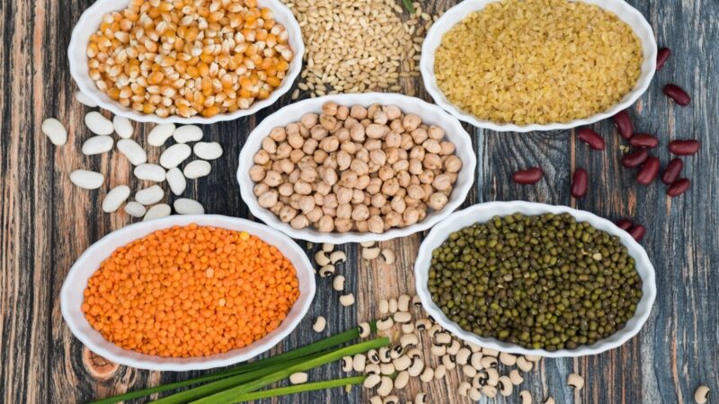 रात को इन दालों का कभी ना करें सेवन, सेहत के लिए नुकसानदेह
