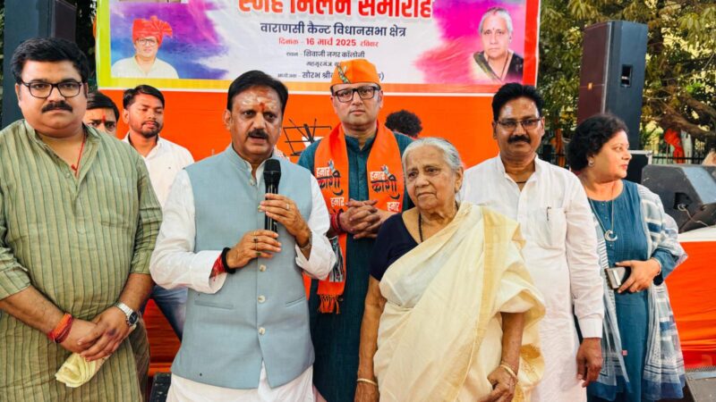 जब विधायक ने स्वीमिंग पुल में अनाथ बच्चों संग खेली अनूठी होली