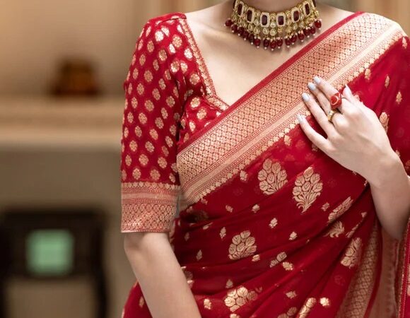 नवरात्रि में दिखना है स्टाइलिश तो ट्राय करें कुछ खास